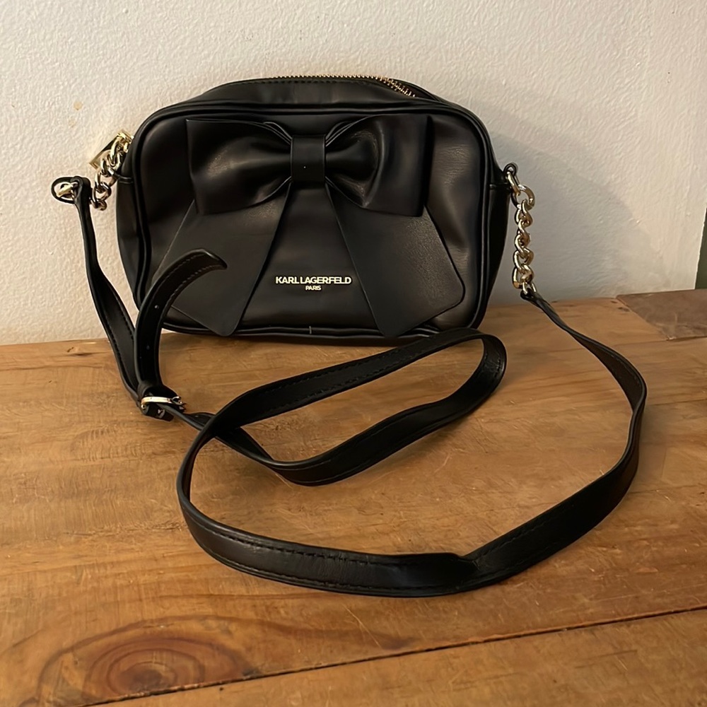 KARL LAGERFELD-Black/Gold Leather Crossbody Bag